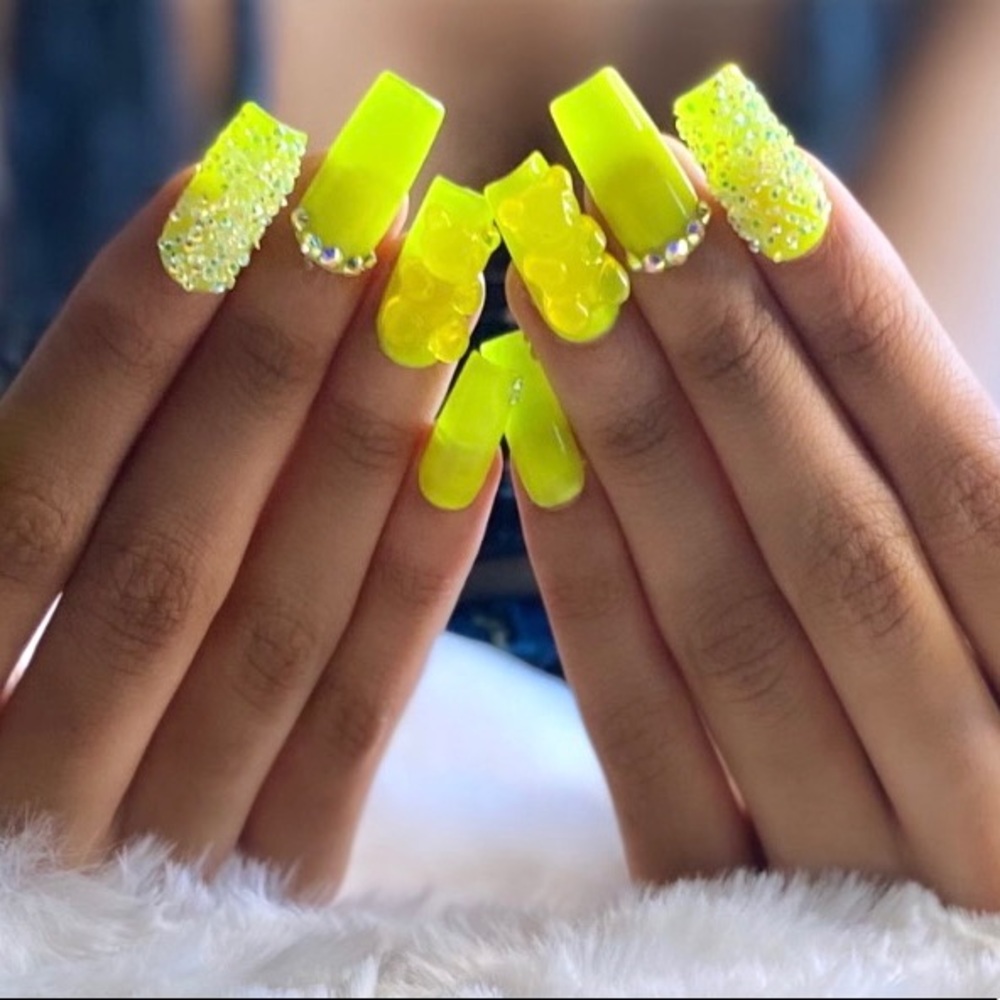 Neon Green Short Press On Nails